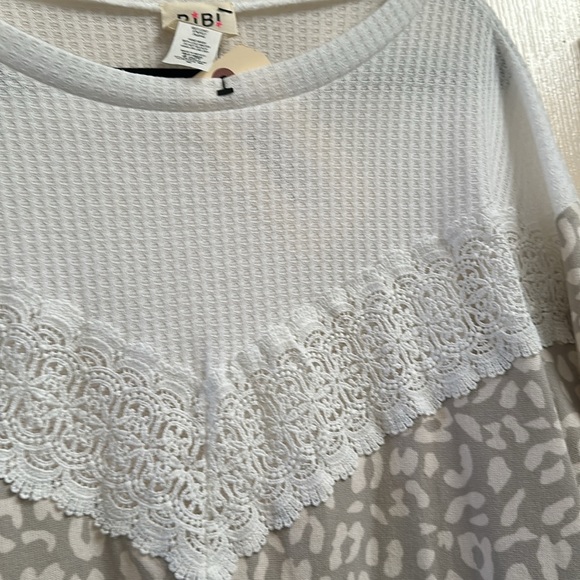 Bibi Leopard Shirt - Picture 2 of 5